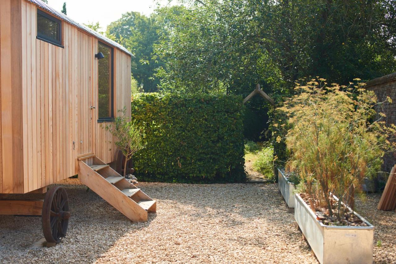 Vila Hut64 Alderbury Exteriér fotografie